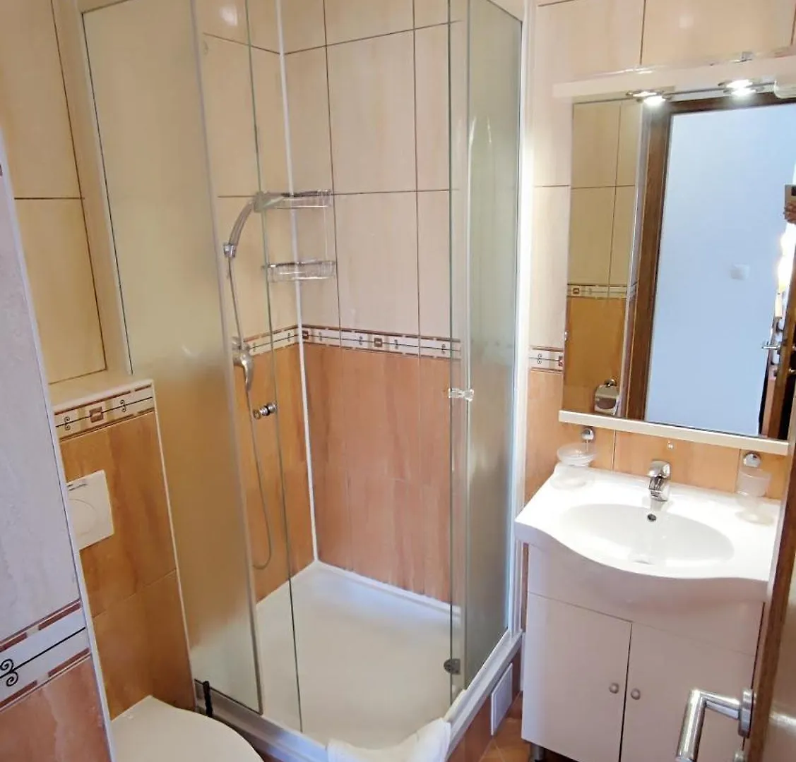 Villa Penava, Private Beach, Pool And 7Min To Trogir 0*,